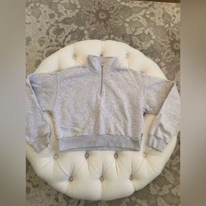 ARITZIA Grey Cropped Sweatshirt with Zipper sz M
